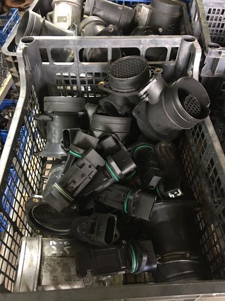 Расходомер воздуха датчик дмрв VW Passat Transporter Golf Audi Touran