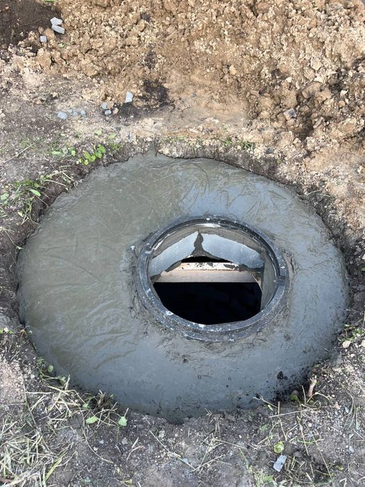 Быстро и недорого! Монтаж септиков. Копка траншей, сливных ям