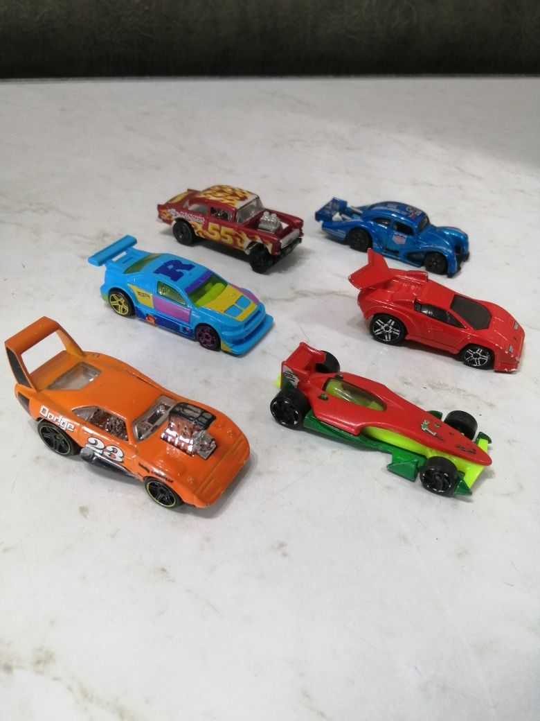 Машинки Hot Wheels, набор из 6 шт