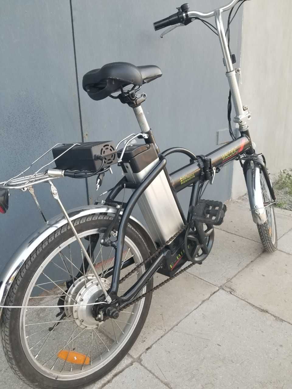 Электровелосипед раскладной из Германии ( есть ручка газа)