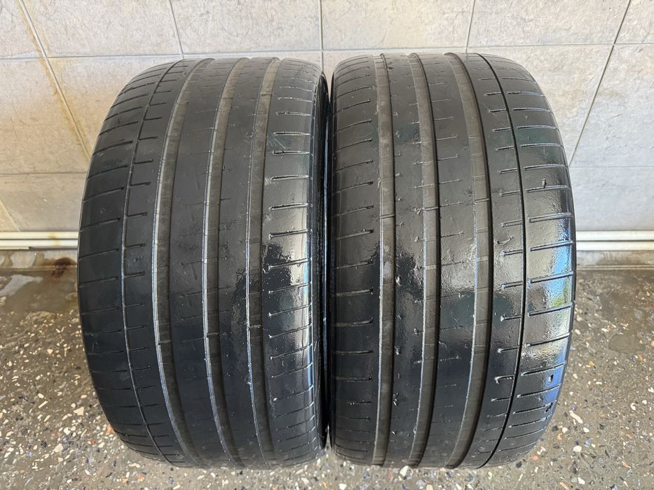 Vredestein 295/35/21 R21 шини літні пара