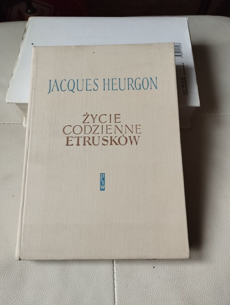 Heurgon życie codzienne Etrusków