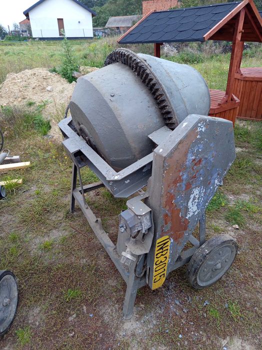 Betoniarka 250 litrów