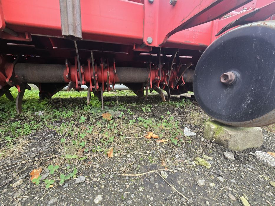 Продам картоплесажалку+ фрезерний окучник