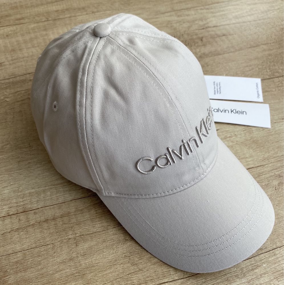 Оригинальная кепка бейсболка Calvin Klein