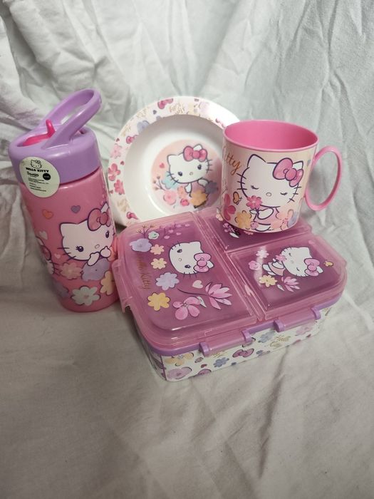 Hello Kitty zestaw dla dziewczynki śniadaniówka bidon miseczka kubek