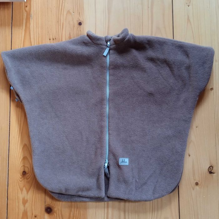 Ponczo samochodowe patulove