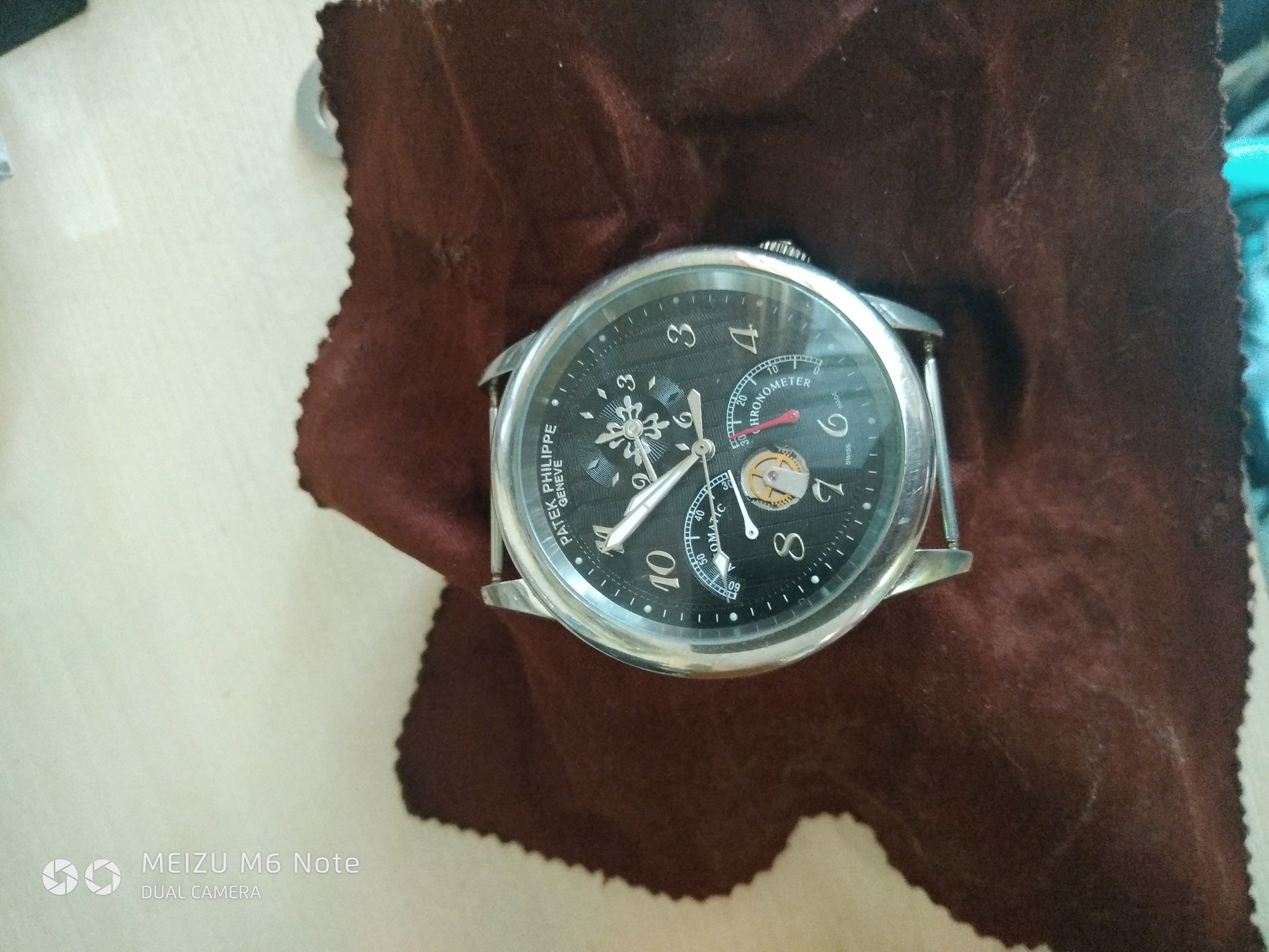 Часы наручные механические Patek Philippe с автоподзаводом.