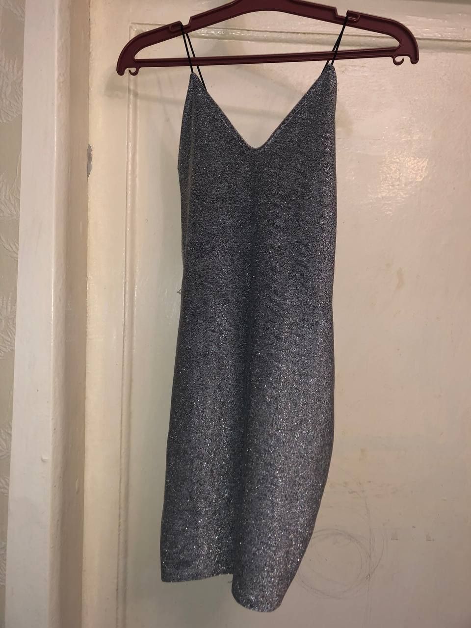 Платье H&M DIVIDED  размер XS. Ткань светоотражающая.