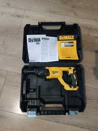 Młotowiertarka udarowa DeWalt DCH033