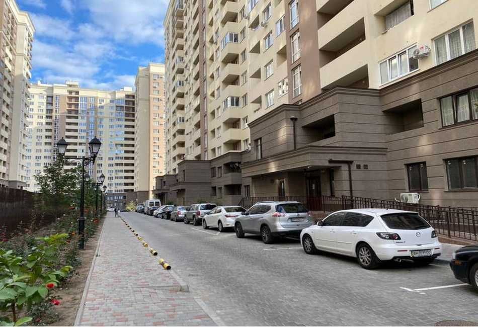 baz-06 Продаеться 2 кімнатна квартира ЖК Одеські Традиціі