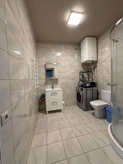 Оренда приміщення під бізнес у Винниках (біля комплексу «Пальміра»)