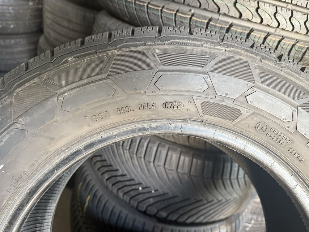 2xContinental 215 65r16c., 2022 7.2mm