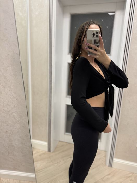 Топ на запах з шовковими вставками з довгим рукавом