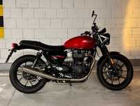 Triumph Street Twin Triumph Street Twin 2019, uszkodzony, 1 właściciel