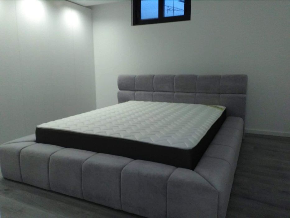 Cama estofada Nova + Estrado + Colchão (Fabricante)