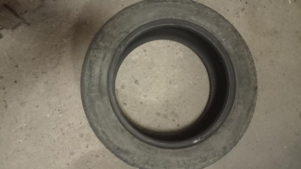 Opony Pirelli lato
