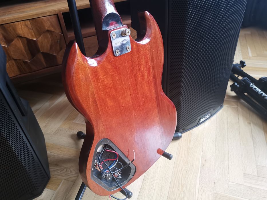 "Gibson" Custom - na bazie Epiphone G310