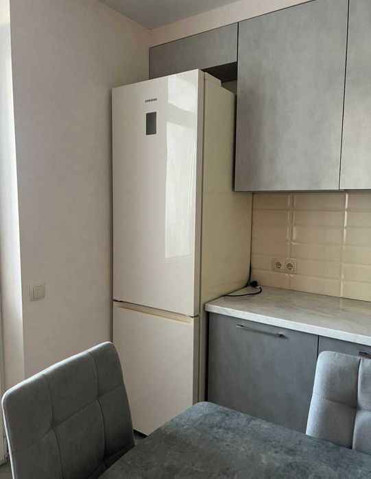 продаж 2-к квартири, жк "Атлант на київській"