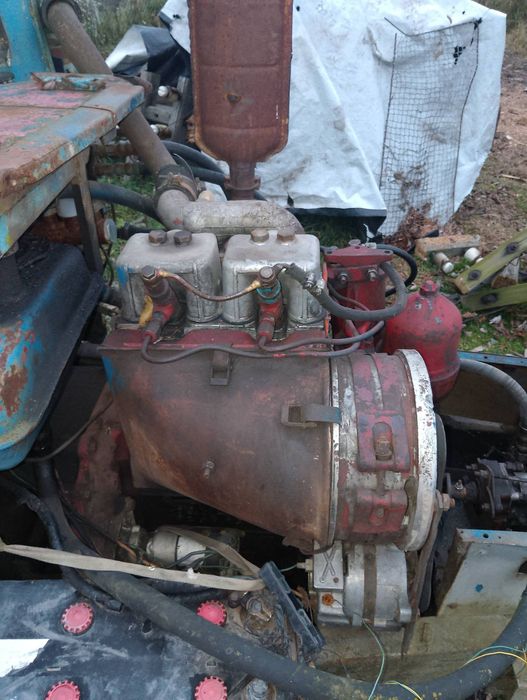 Продам трактор самоклеп