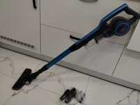 Odkurzacz pionowy przewodowy Black Decker BXVMS600E komplet