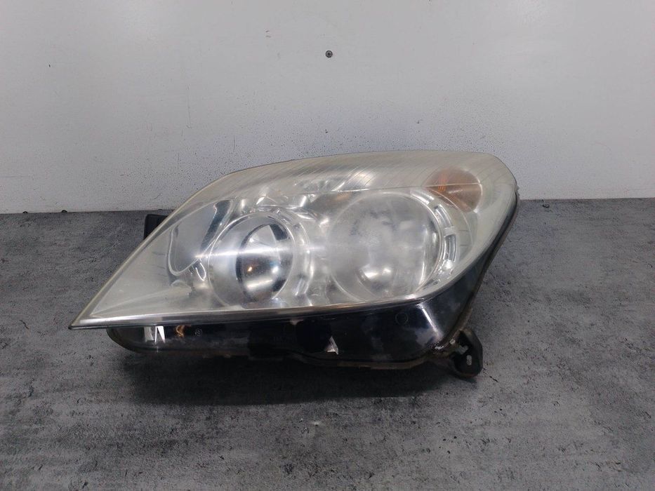 LAMPA PRZÓD LEWA OPEL ASTRA H 13239288 1EG270370-41