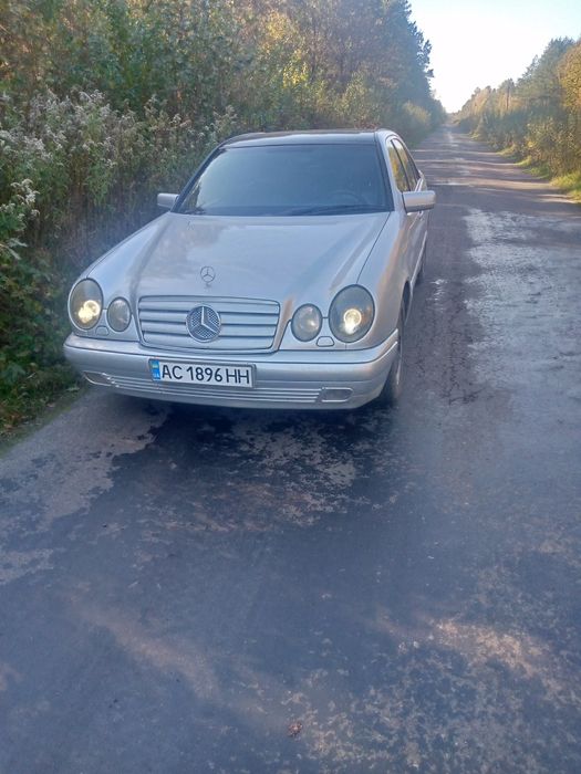 Мерседес в 210 продам