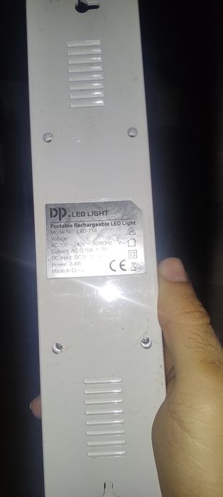 Luz portátil recarregável