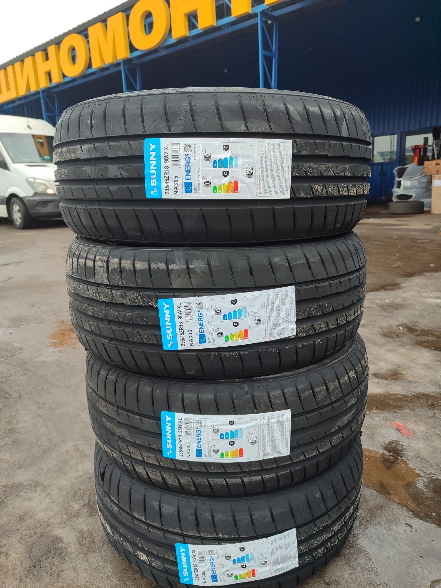 Шини літо Sunny NA305 235/45 R18 98W XL