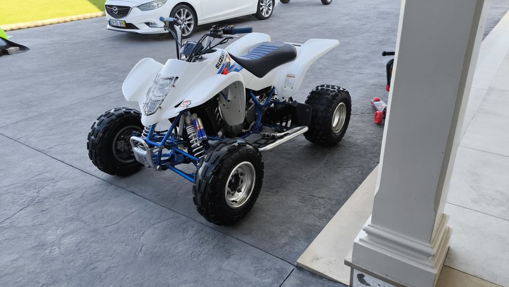Moto 4 LTZ 400 Suzuki