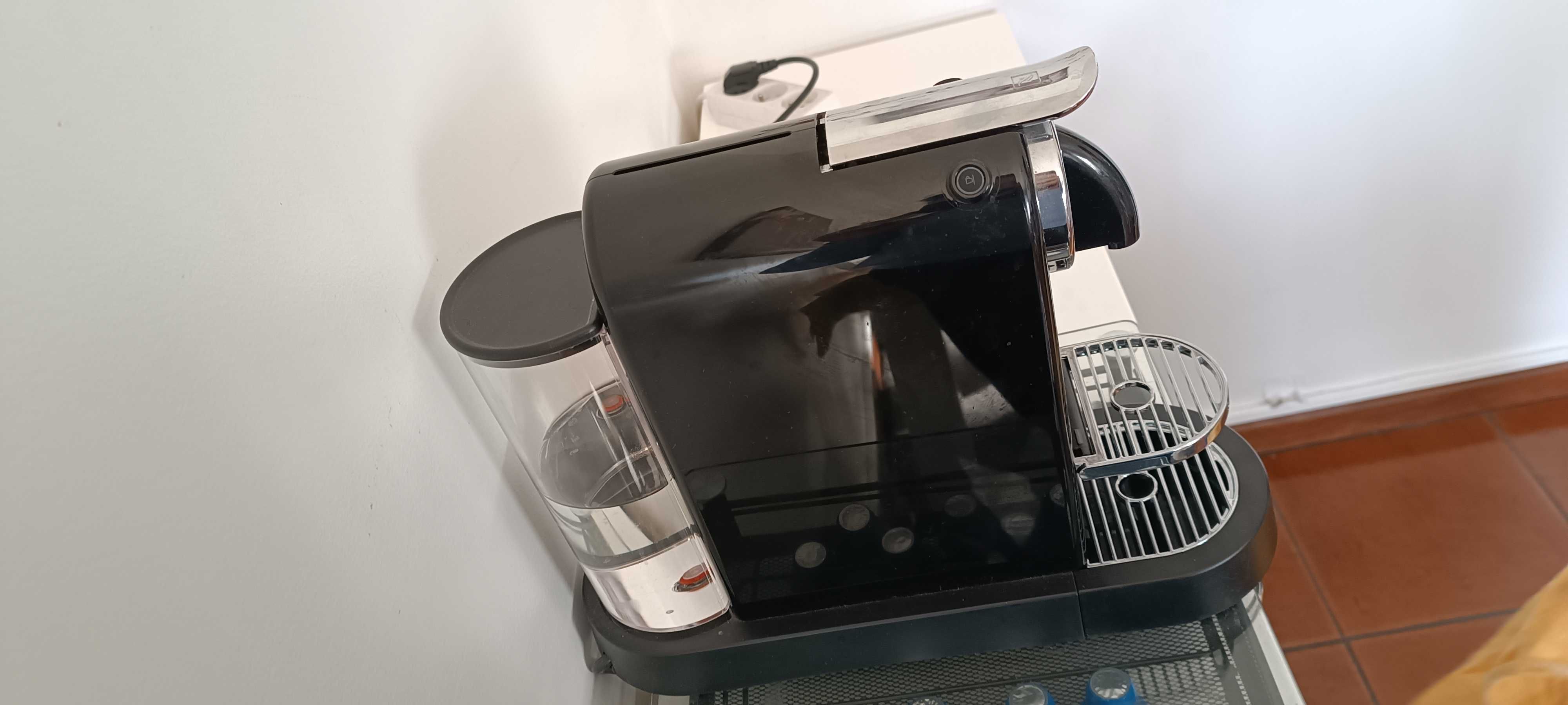 Máquina de café Nespresso