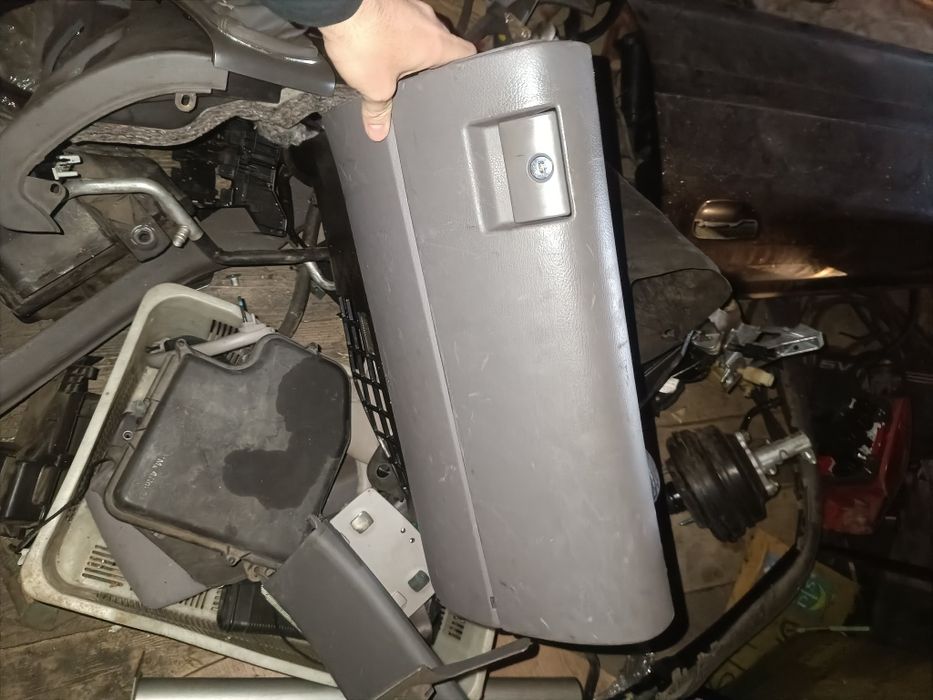 Schowek audi a4 B5