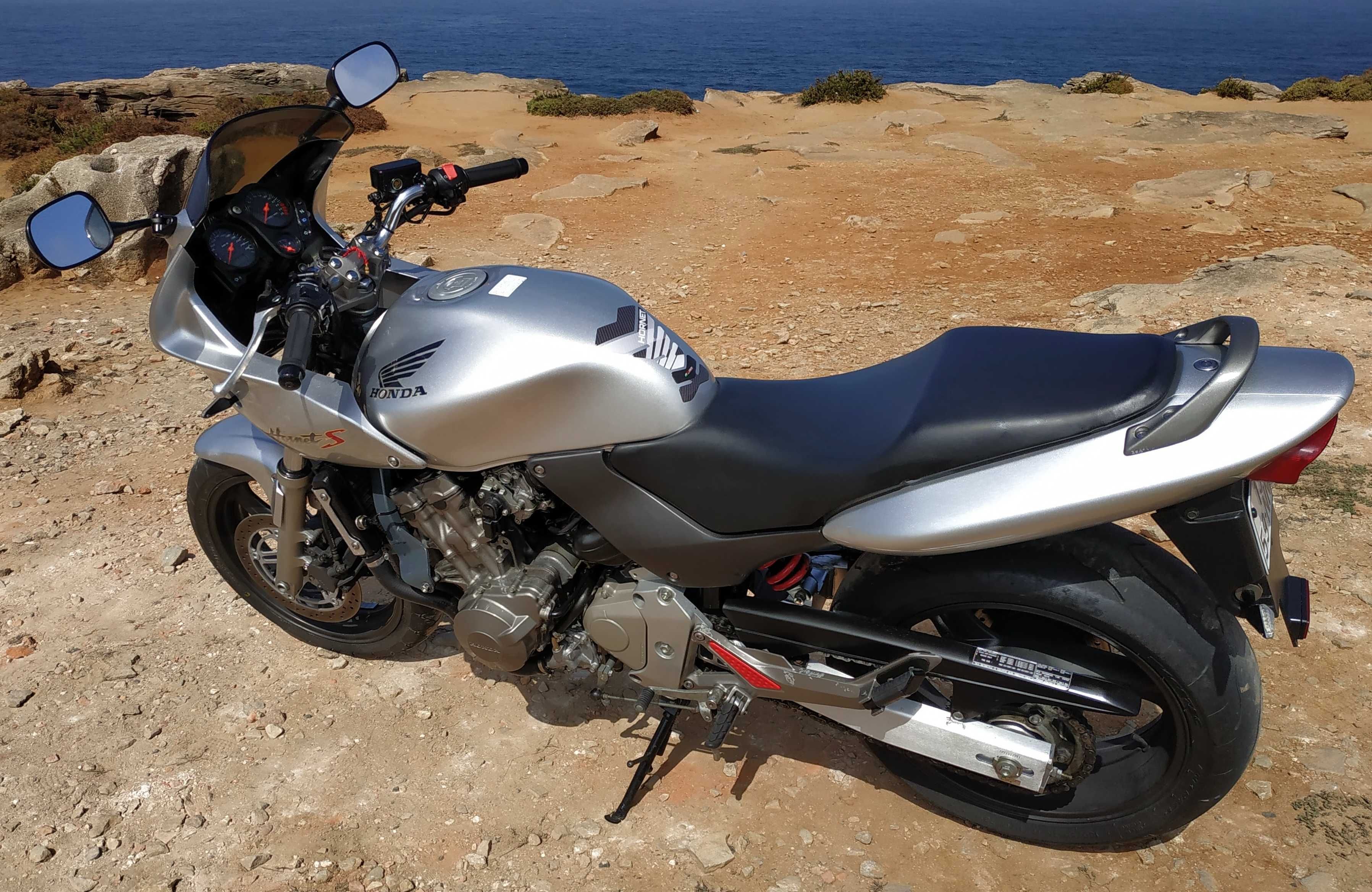 Honda Hornet 600 F (como nova) 12.000 Km_Bom exemplar_tá nova