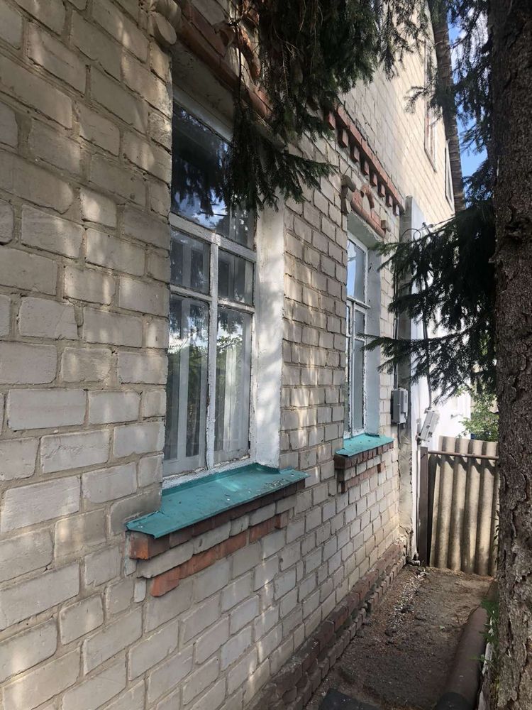 Продається частина будинку у Новобаварському районі