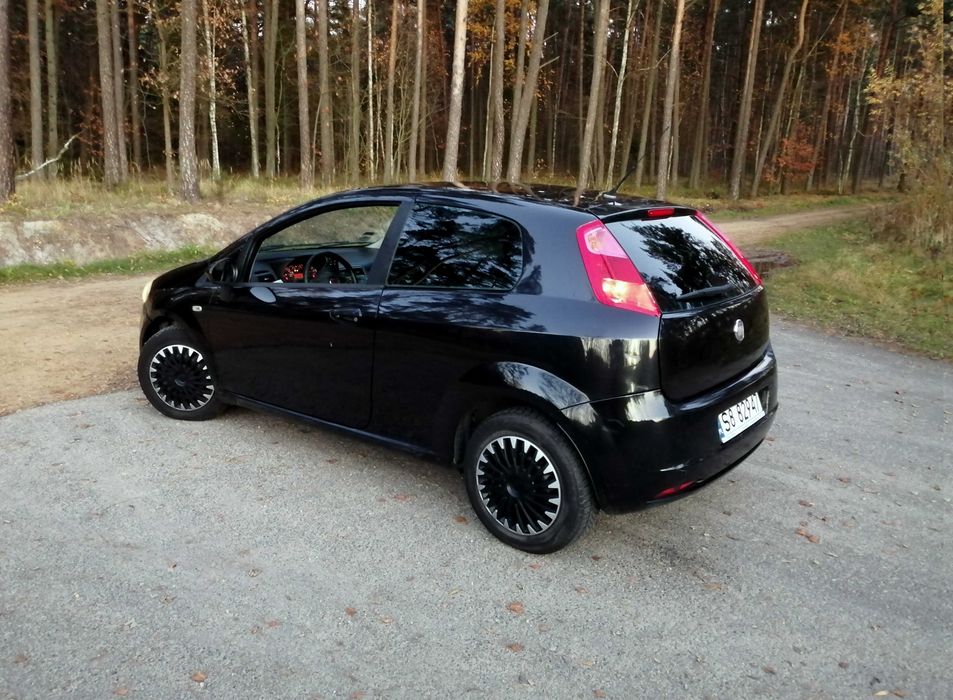 Fiat Punto 1,4 LIFT 90KM KOMPUTER Klima CD/Mp3 Niski Przebieg SALON PL