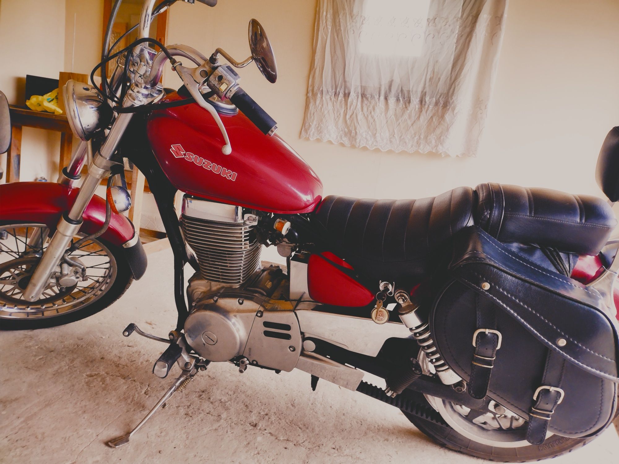 Suzuki chopper 650