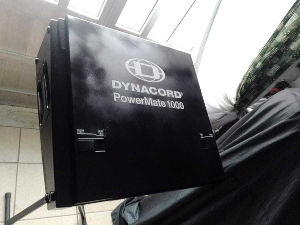 PA dynacord 2 colunas + mesa amplificada mega pechincha