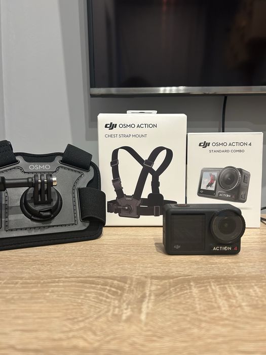Kamerka Dji action 4 + szelki + karta pamieci San Disk 256gb