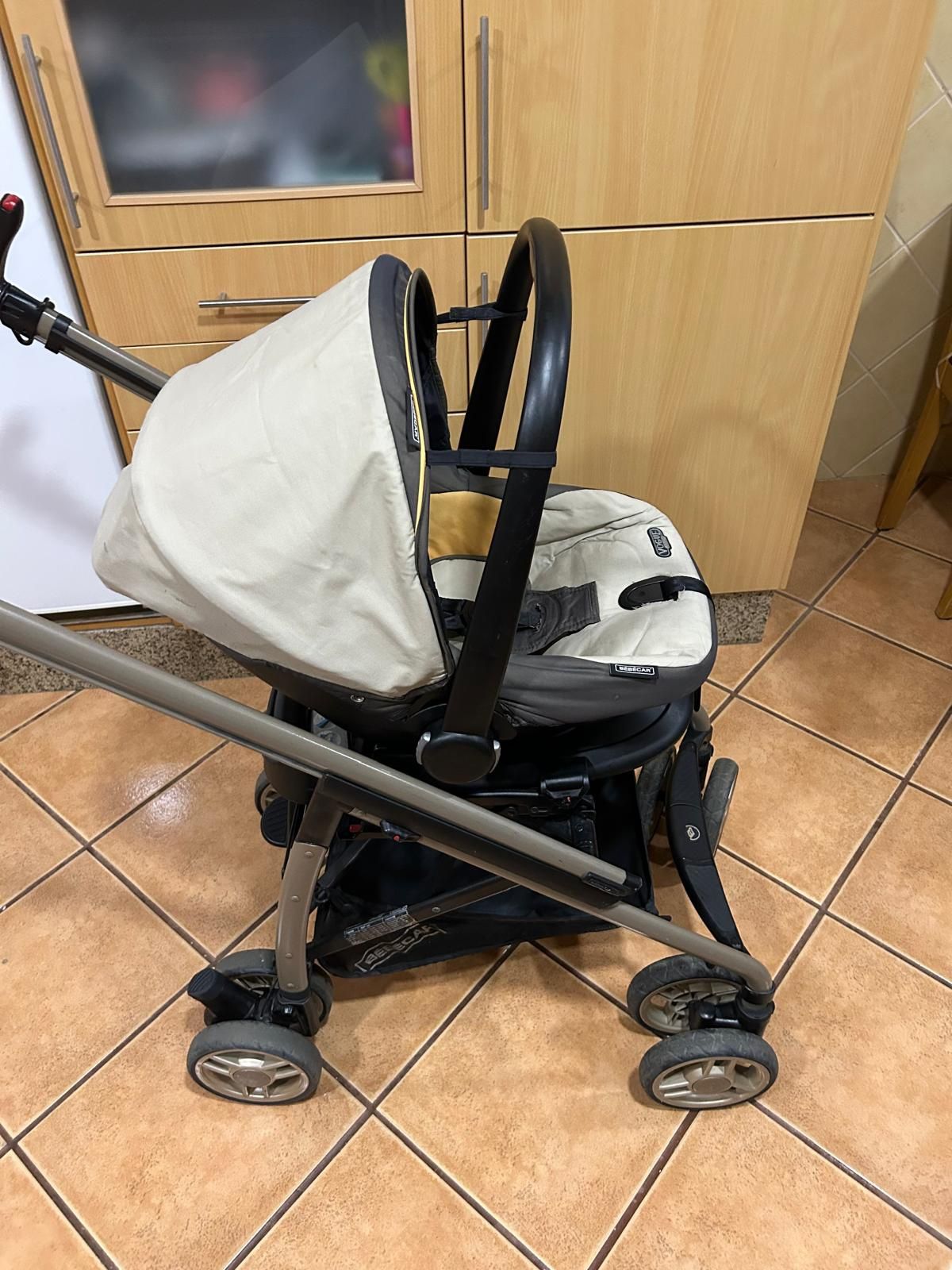 Carrinho bebe trio Bébécar