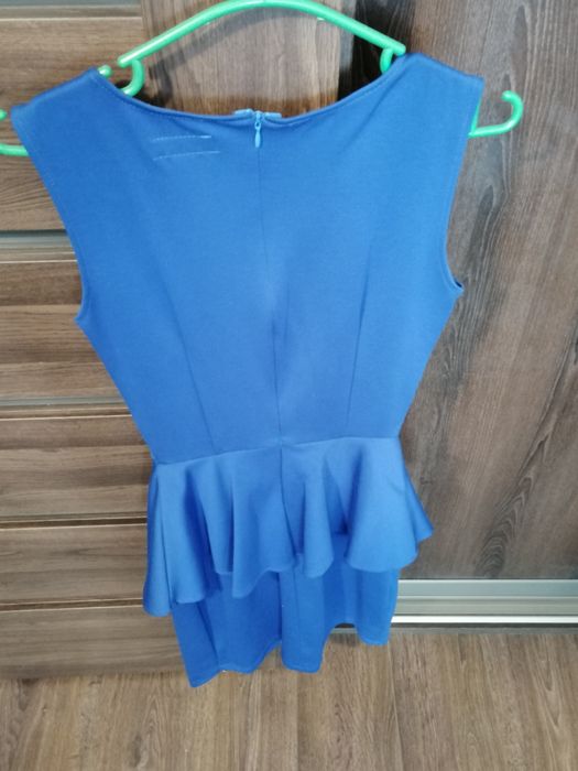 Niebieska sukienka mini