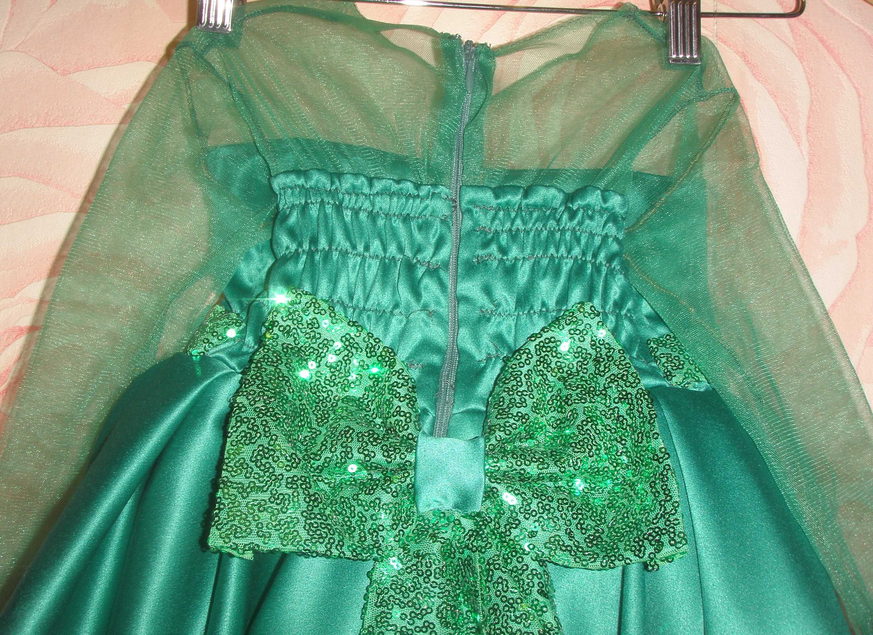 Праздничное изумрудное / зеленое платье на рост  98-110 см на 3-5 лет