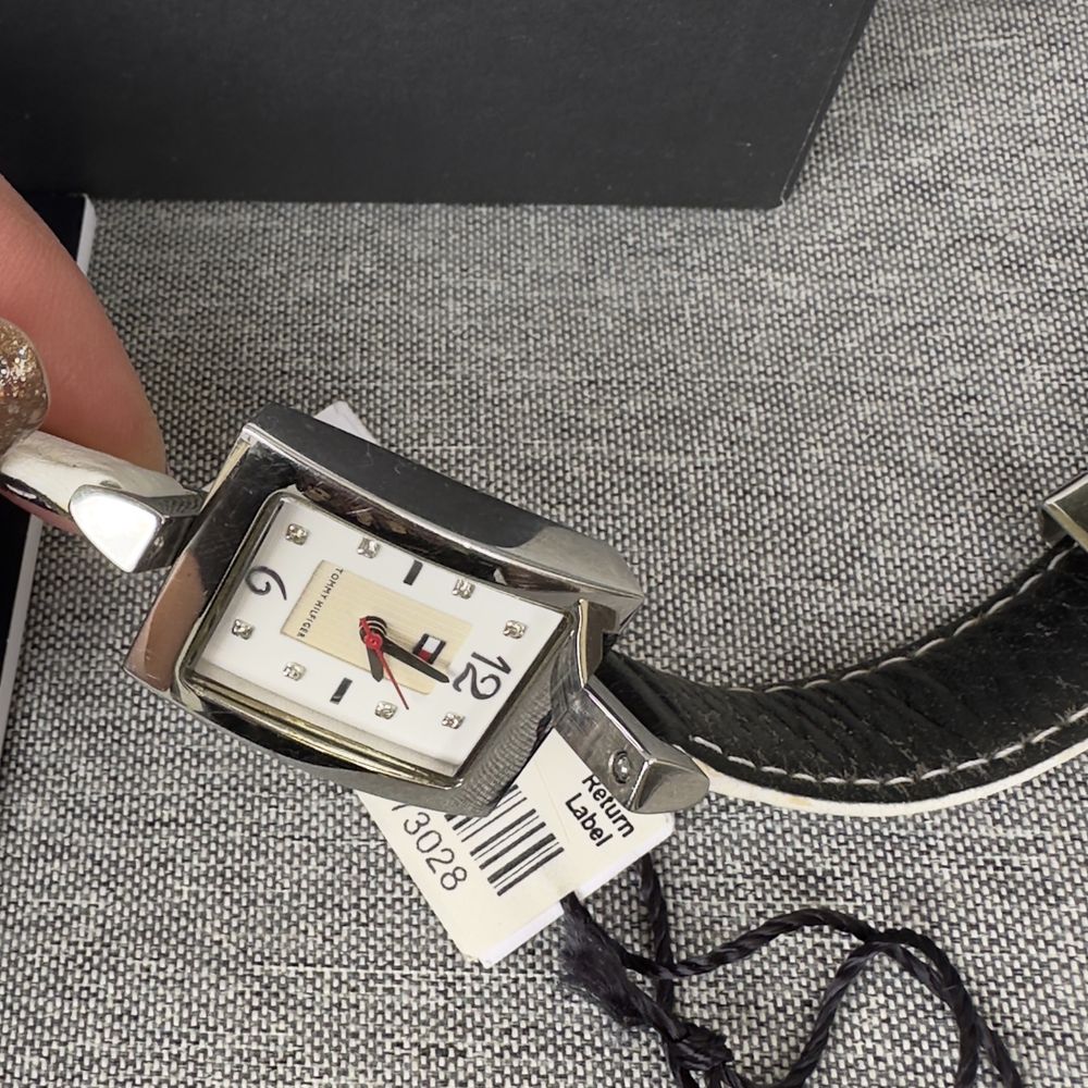 Zegarek Tommy Hilfiger podwójny pasek dwustronny