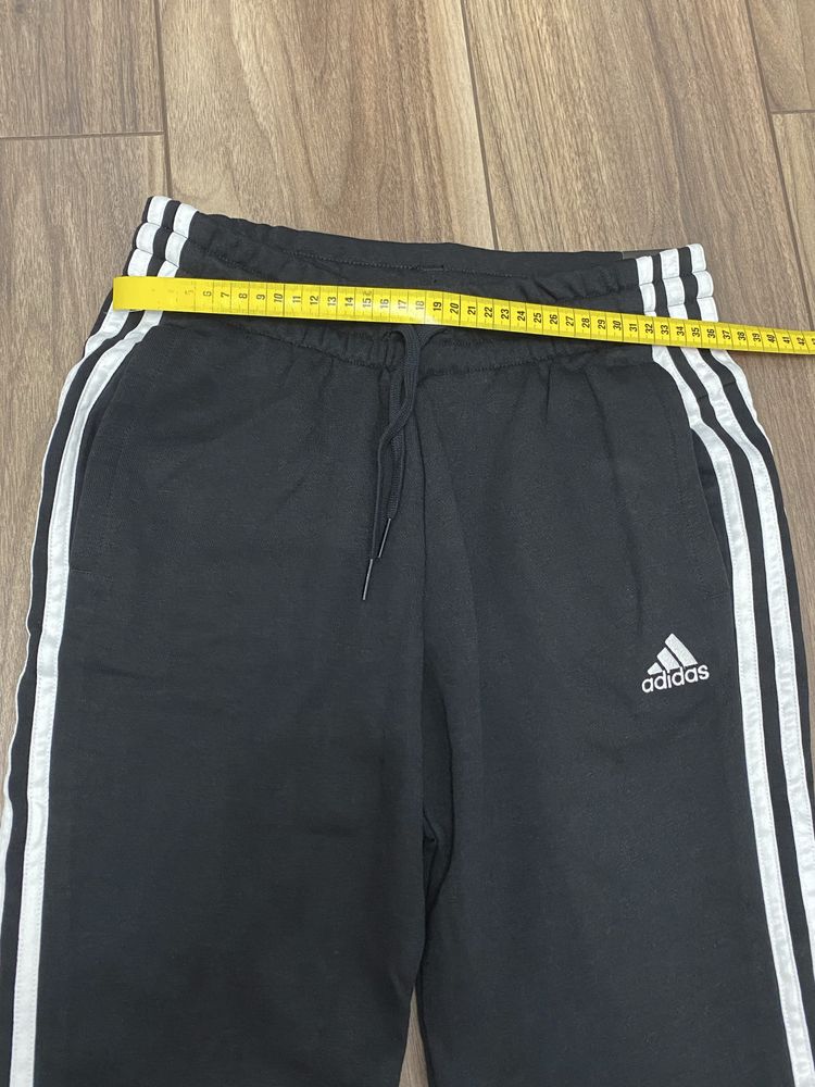 Spodnie dresowe adidas