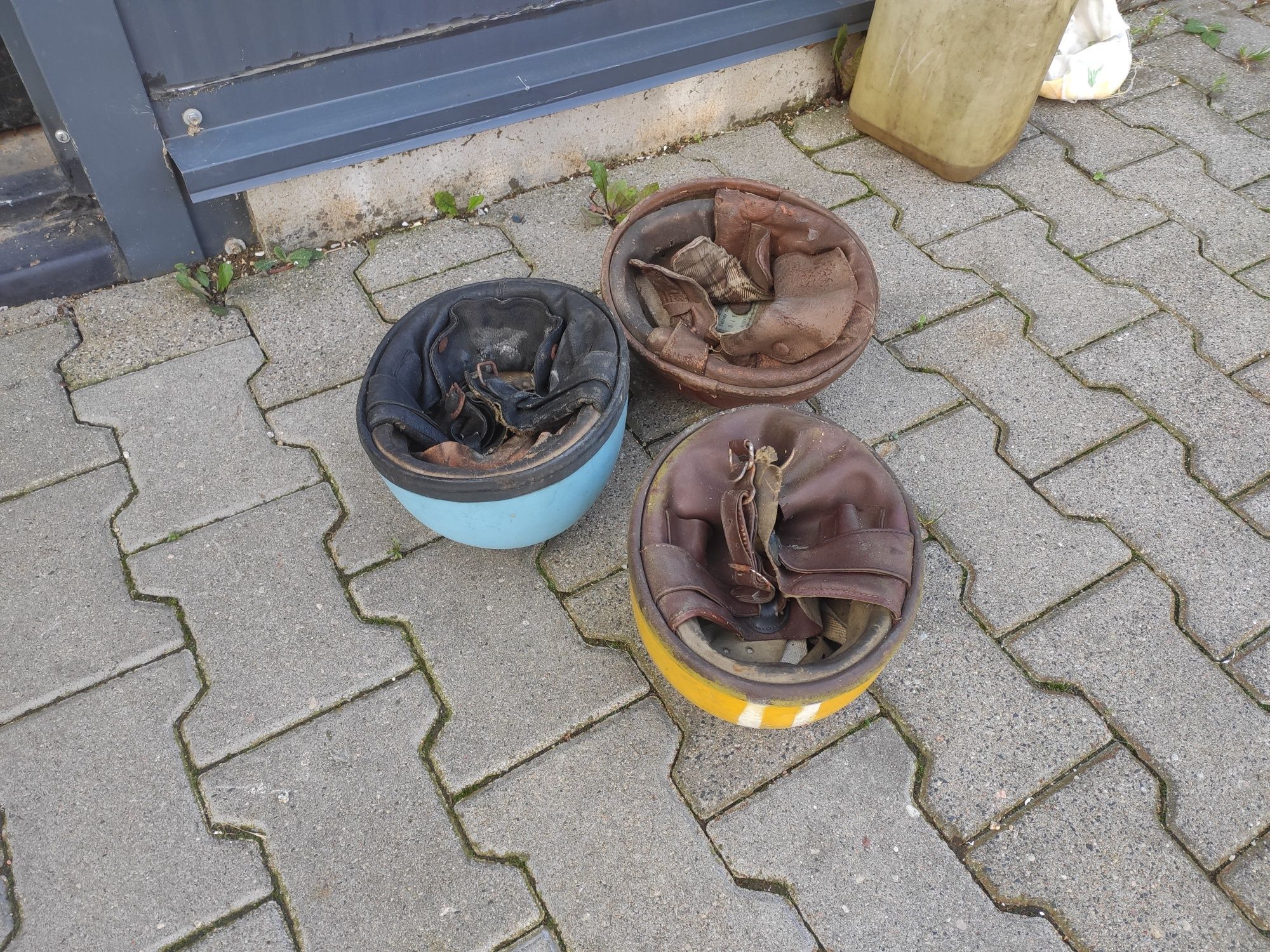 Kask orzech PRL 3 sztuki