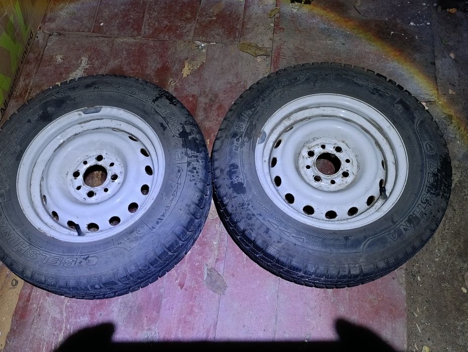 Продам шини з дисками