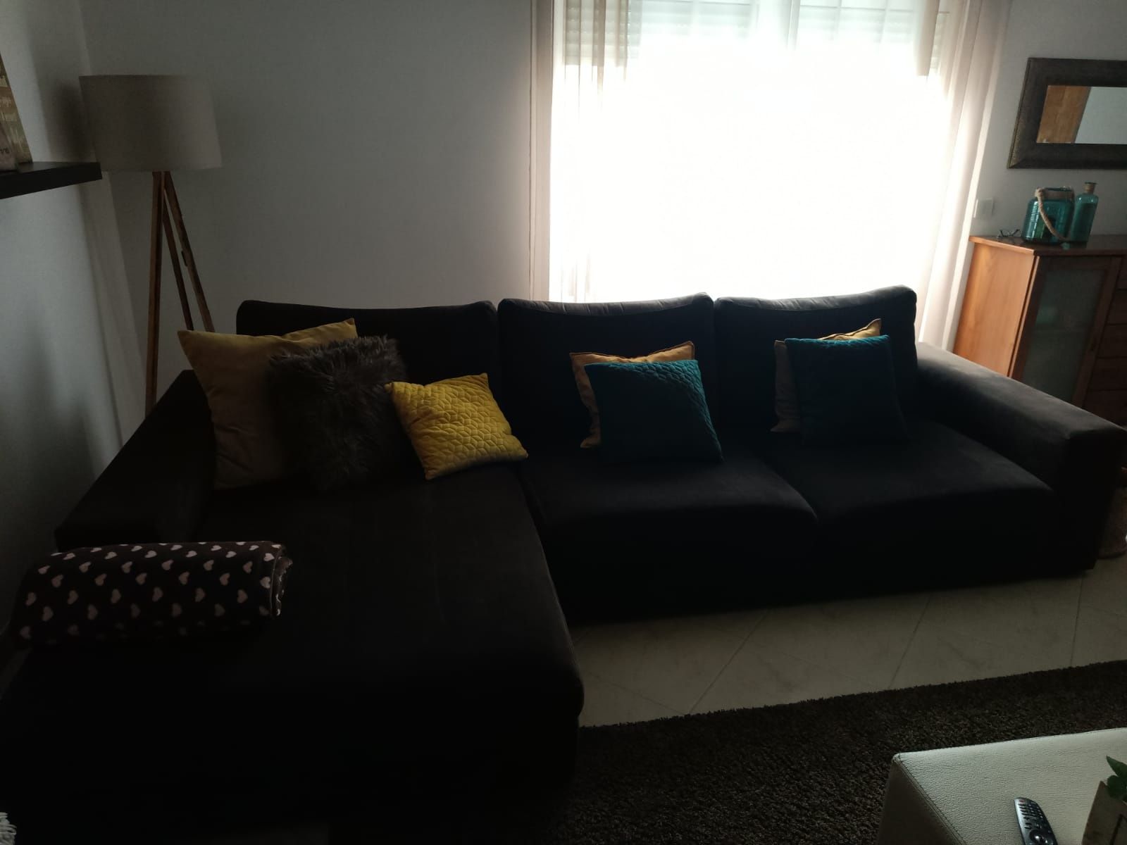Vendo sofá com chaise longue