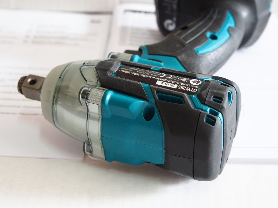 MAKITA DTW 285 klucz udarowy 18v bez bateria ladowarka Mocny -280Nm