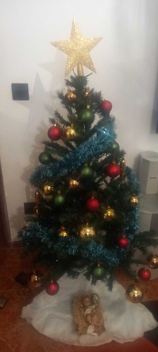 pinheira de natal com bolas completo com suporte d pé + 2 anjinhos