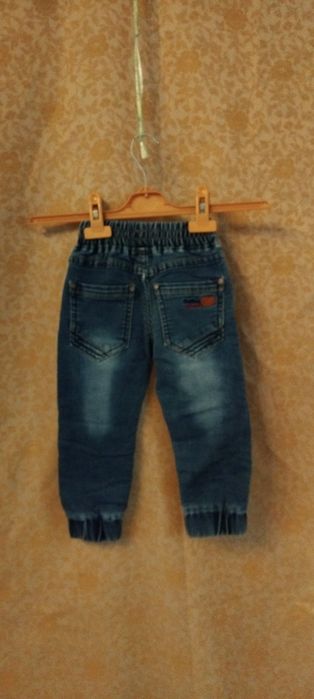 Spodnie jeansowe Niebieski Księżyc rozm. 86-92