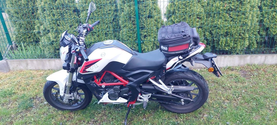Sprzedam Benelli bn251